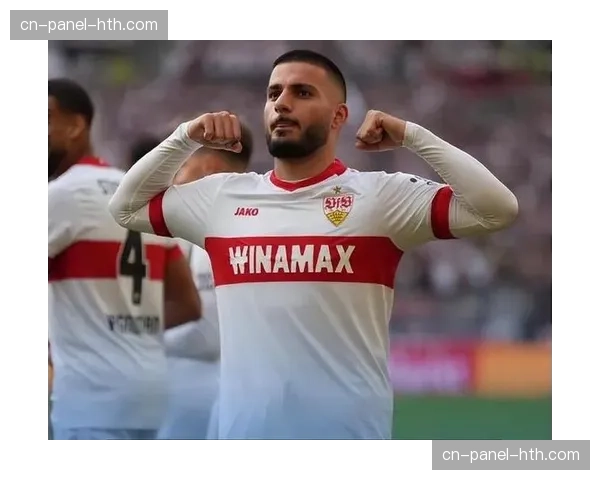 多特蒙德客场3-2险胜斯图加特,哈兰德帽子戏法主导逆转 多特蒙德客场3-2险胜斯图加特,哈兰德帽子戏法主导逆转